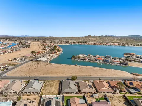 Commercial Land Near Silver Lake