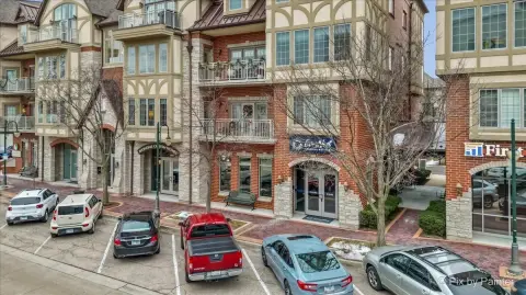 Renovated Office Space in St. Charles