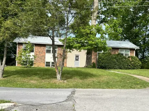 Four-Unit Apartment Complex Investment