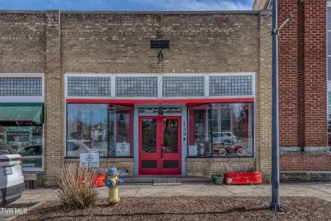 Restaurant Opportunity in Glade Spring