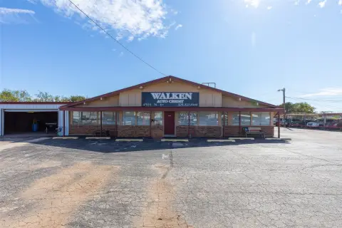 3-Bay Auto Repair Shop