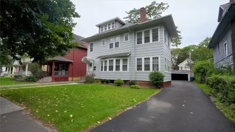 Duplex with Separate Utilities