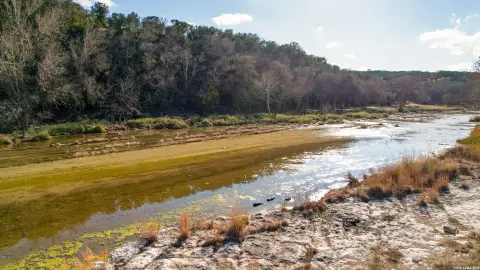 Guadalupe Riverfront Acreage in Hunt