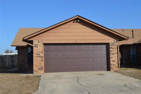 Updated Half-Duplex Income Property