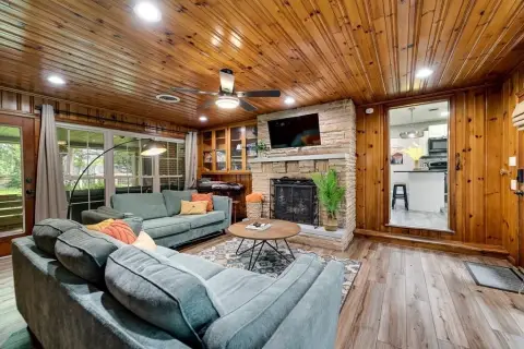 Versatile Property in Cowee