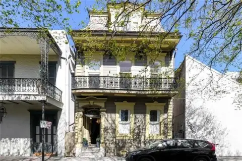 French Quarter Income Property