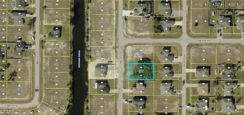 Land in Cape Coral, FL