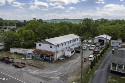 Kingsport Multi-Level Commercial Opportunity