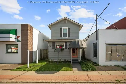 Mixed-Use Property with Rental Unit