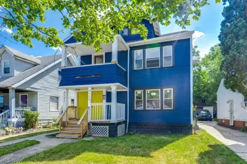Renovated Turnkey Duplex Property