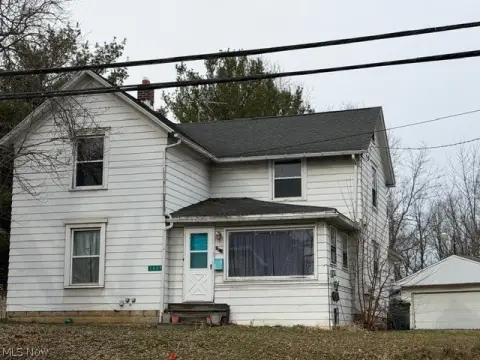 Two-Unit Residential Income Duplex