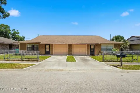 Spacious Duplex in Melbourne, FL