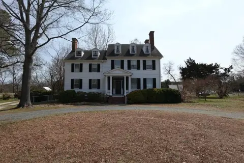 Historic Farmhouse on Scenic Acres