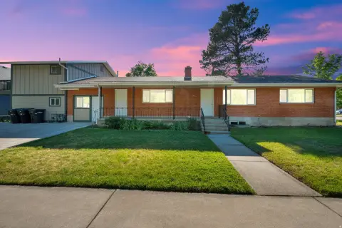 Remodeled Triplex on Corner Lot