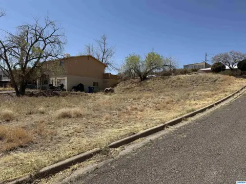 Residential Lot in Silver City