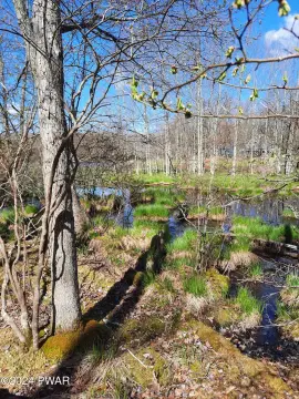 Lakefront Lot in Gold Key