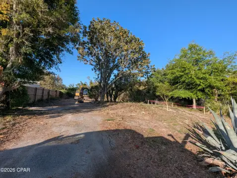 Residential Land Lot with Utilities