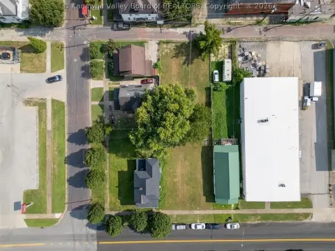 Level Commercial Land
