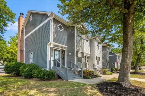 Nine-Unit Apartment Complex