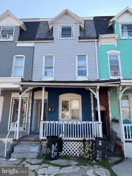 Renovated Duplex with Parking