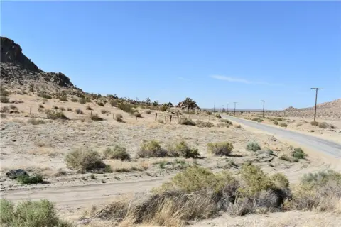 Land in Lancaster, California