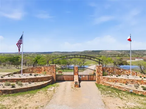 Level Ranch Homesite Land