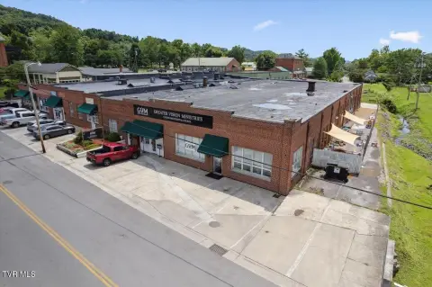 Multi-Unit Retail and Special Use Building