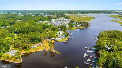 Waterfront Land with 400' Shoreline