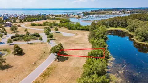Waterfront Homesite in Coastal Community