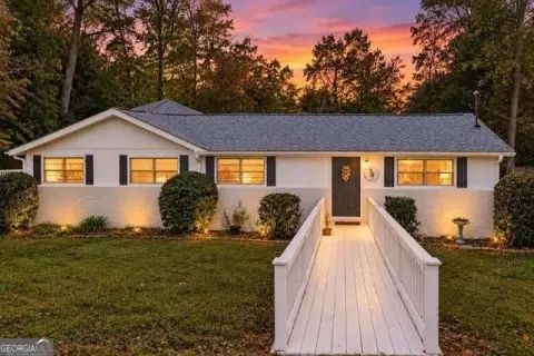 Updated Two-Unit Duplex
