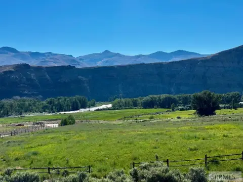 Ready-to-Build Acreage with Driveway