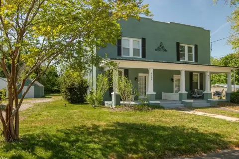Furnished 3-Bedroom Townhome