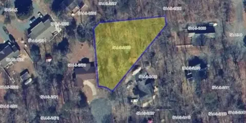 Large Lot in Captain's Cove