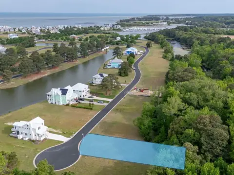 Residential Land in Bay Creek