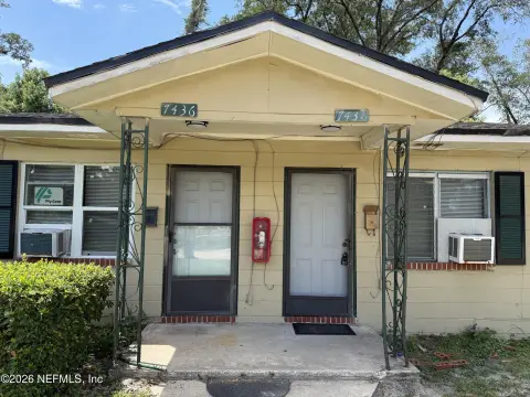 Renovated Duplex on Fenced Lot