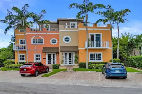 Wilton Manors Fourplex Investment Opportunity