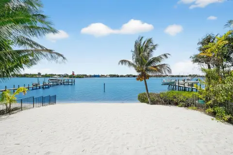 Waterfront Land in Jupiter, Florida