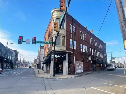 Three-Story Bar and Pub with Patio