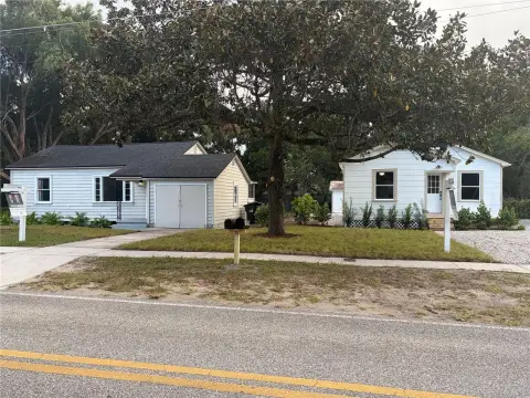 Duplex with Detached Homes