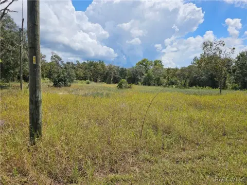 Residential Land in Rainbow Lakes