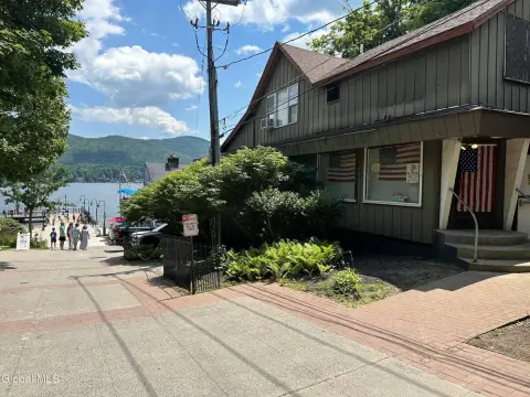 Mixed-Use Building with Restaurant