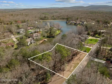 Lakefront Land in Fairfield Glade