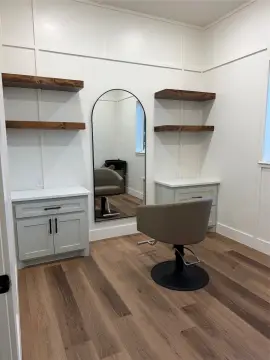 Salon & Spa Office Suite