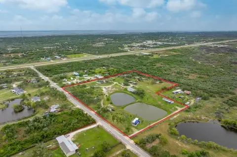Income-Producing Land Near Redfish Bay