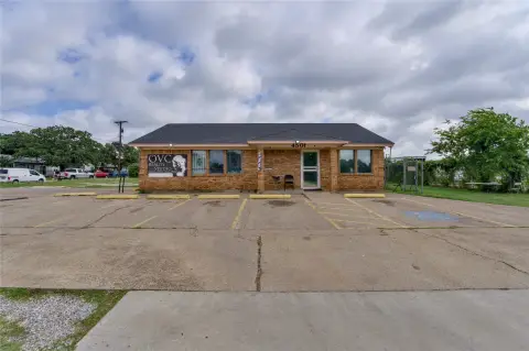 Turnkey Barber Shop Building