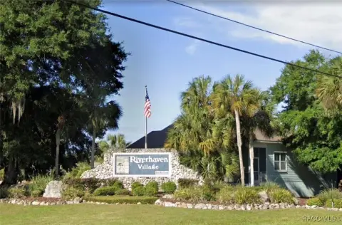 Homosassa Land in Riverhaven Village