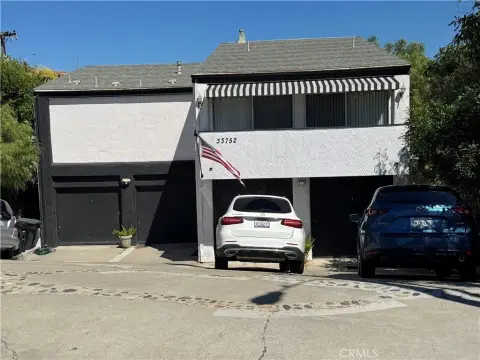 Quadplex with One-Car Garages