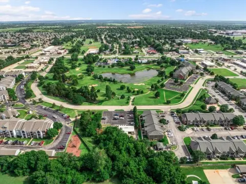 Established Par 3 Golf Course