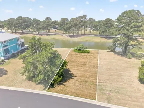 Pond-Front Homesite in Cape Charles
