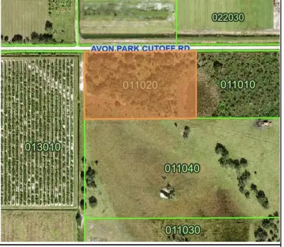 Residential Land in Fort Meade, FL
